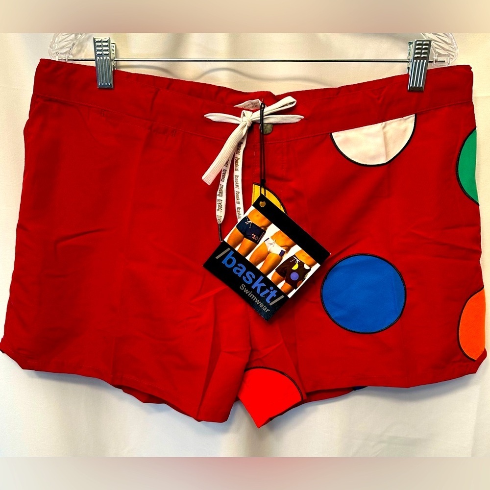 NWT Baskit Dots Board Shorts Size XL Pomegranite Color Maroon 2306IM MA364